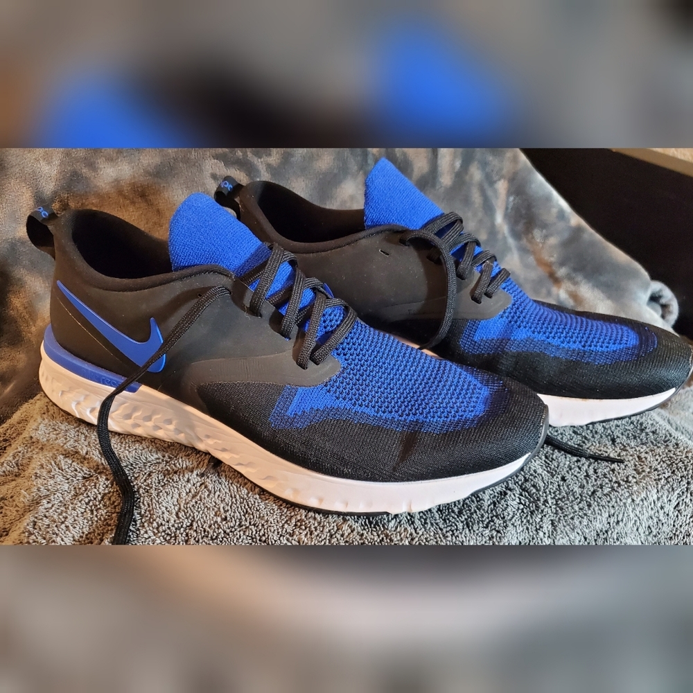 Nike React Blue and Black Size 13